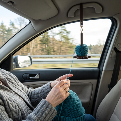 WOLLWIEGE Wrist Yarn Holder